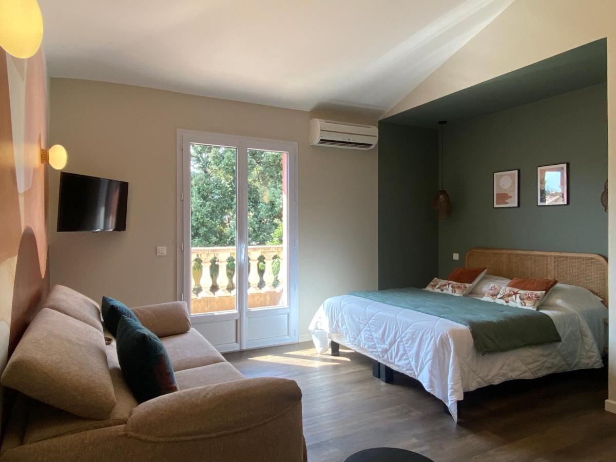 לצ'י Hotel Du Pont De L'Oso מראה חיצוני תמונה