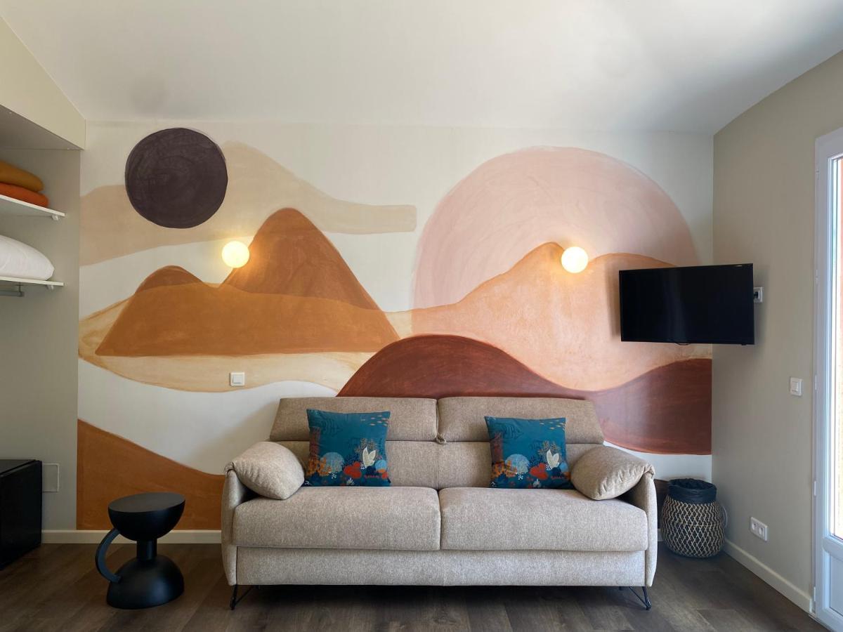 לצ'י Hotel Du Pont De L'Oso מראה חיצוני תמונה