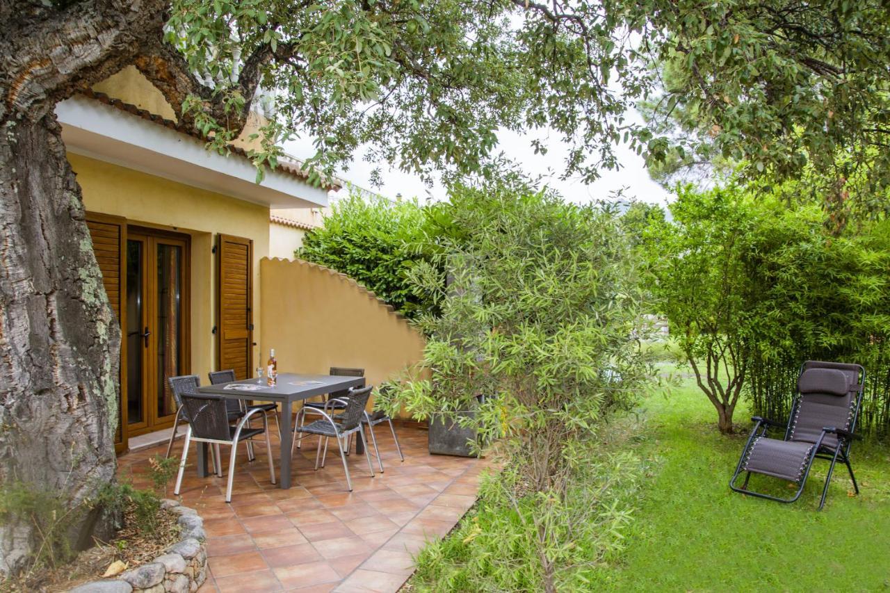 לצ'י Hotel Du Pont De L'Oso מראה חיצוני תמונה
